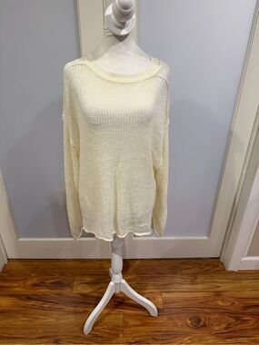 POL Cream Lightweight Scoop Neck Knit Sweater